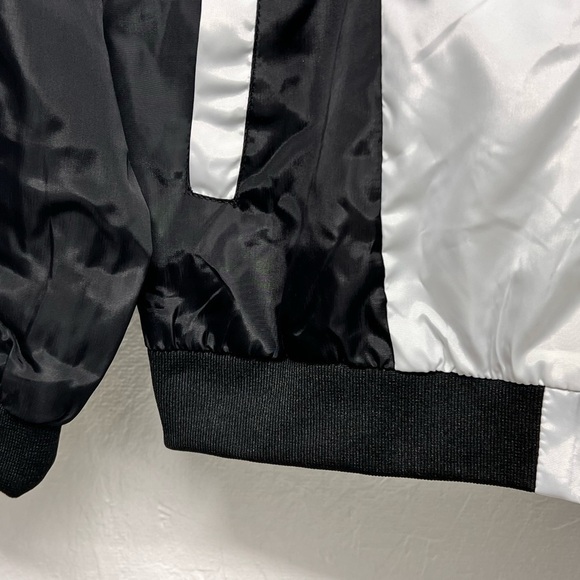 MENS Lightweight Zip Up Windbreaker Hooded Jacket-Size L - Picture 6 of 10